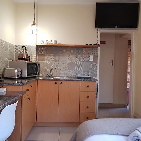 Kington Guest Suite Pretoria Luaran gambar